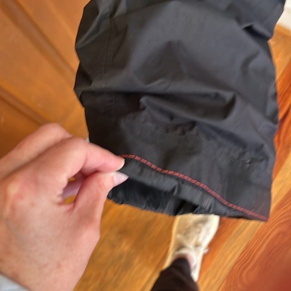 North Face Boys XL ski pants black - Picture 4 of 4